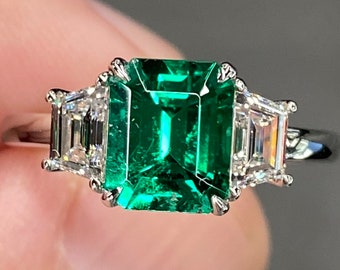 Exceptional AGL No Oil 2.3 Ctw Muzo Colombian Emerald & D VVS Diamond Platinum Ring Vivid Green