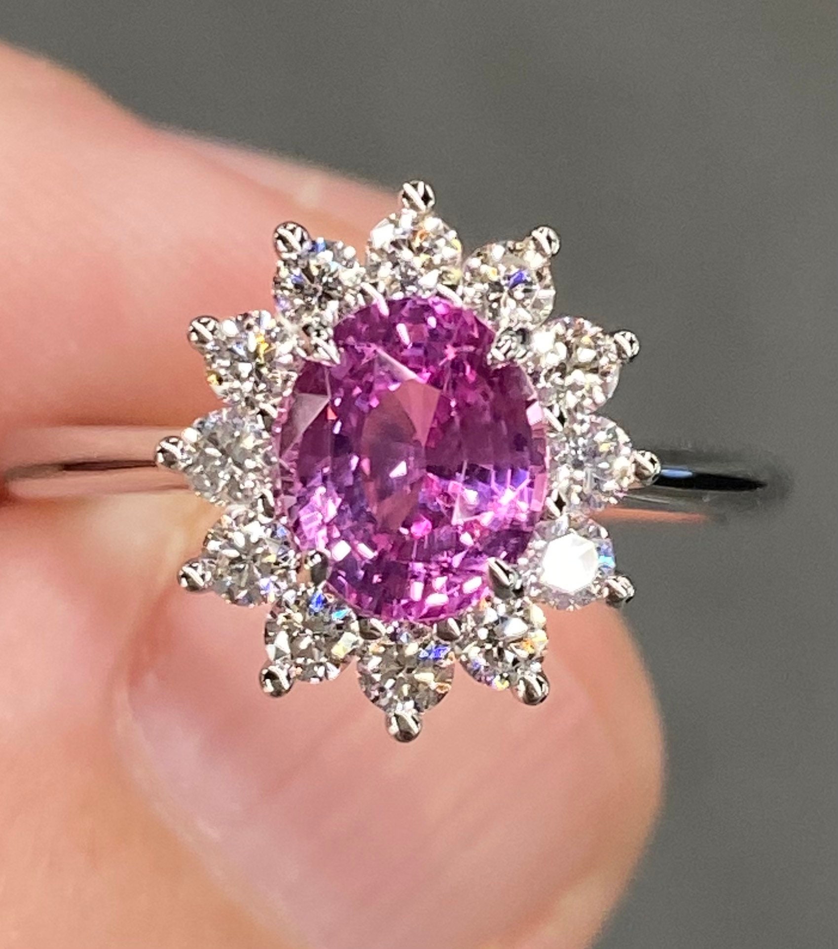 Exceptional 2.3 Ctw Unheated Pink Sapphire & VVS Diamond Ring Platinum