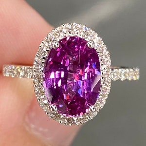 Gorgeous Unheated 3.8 Ctw Vivid Purplish Pink Sapphire & VVS Diamond Ring 18K White Gold