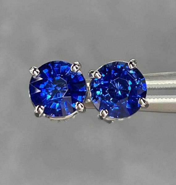 Heirloom Quality GIA Certified 3.2 Ctw Royal Blue Ceylon Sapphire Stud Earrings in Platinum