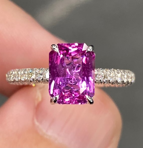 Hot pink diamond ring deals
