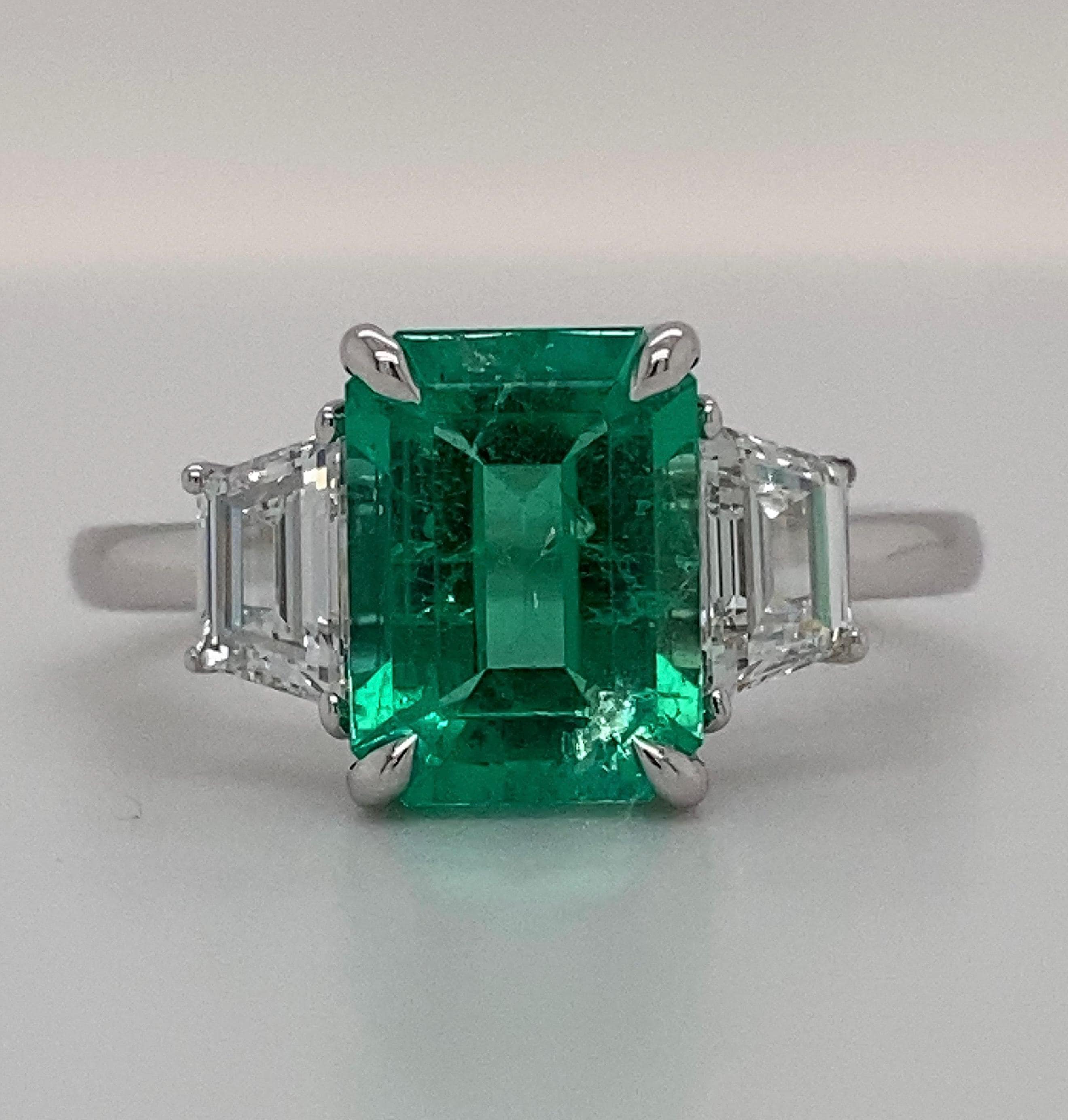 Stunning Untreated 2.7 Ctw Colombian Muzo Green Emerald & E VVS Diamond 18K White Gold Three Stone Engagement No Oil Insignificant