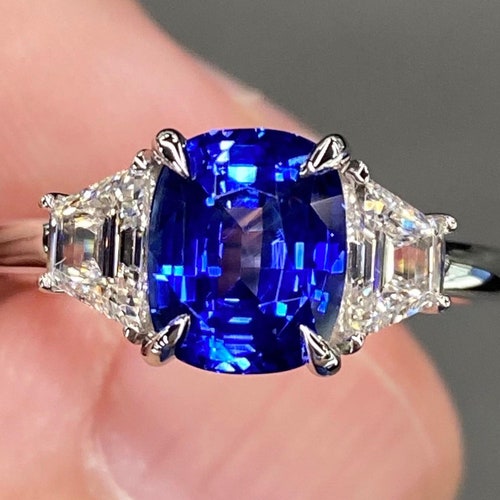 Exceptional Flawless GIA 4.5 Ctw Royal Blue Ceylon Sapphire & - Etsy