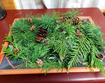 Walk in the Woods Potpourri - Fresh Cedar, Douglas Fir, Hemlock, star anise