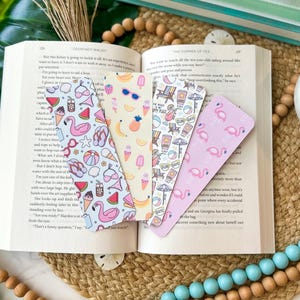 Summer Fun Bookmark Collection | Flamingo, Flip-Flops and Beach Theme | Matte Laminated Bookmarks | Cute Summer Reading Gift for Her