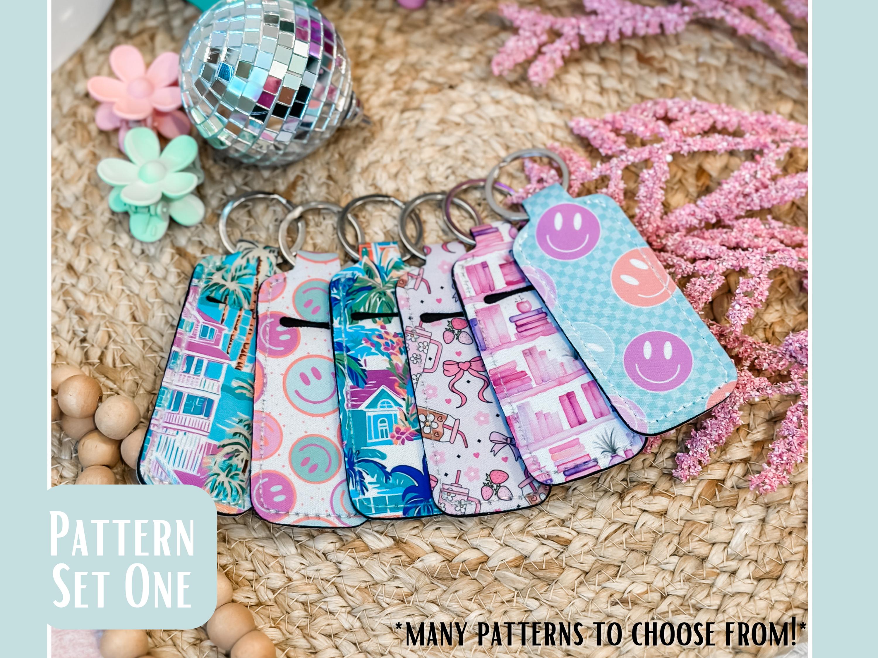 Chapstick Holder Keychain | Lip Balm Holder | Back to School Teacher Gift | Retro Smiley Face Keychain | Handbag Purse Accessory