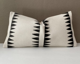 Decorative Pillow, 12x24 Kilim Pillow, Turkish Kilim Pillow, Black And White Pillow, Striped Pillow, Home Decor, Farmhouse Pillow, Beeding