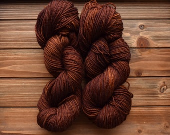 Umber: Hand-dyed Chestnut Yarn. Spice. Rust. Sienna. Burnt umber. Tonal brownish orange yarn. Semi-solid yarn. Fall yarn