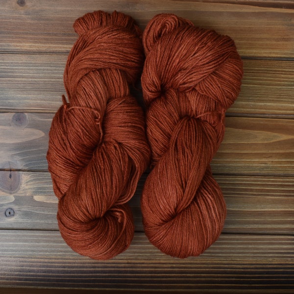 Pumpkin Hand-dyed Orange Yarn. Pumpkin spice yarn. Sock Yarn. Tonal orange yarn. Burnt orange. Semi-solid yarn. Fall yarn