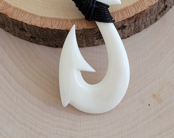 Hawaiian Jewelry Hand Carved Tattoo Fish Hook White Buffalo Bone, Bone Fish Hook