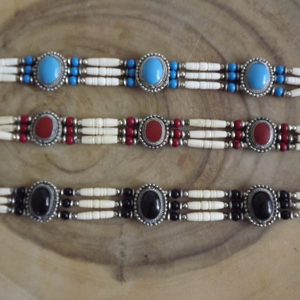 Traditional Buffalo Bone 3 Line Hair Pipe Tribal Choker Leather Tribal Native American Necklace With Agate Stone