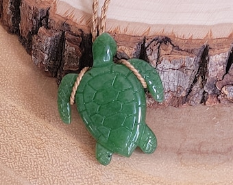 Hawaiian Natural Jade Turtle Necklace Hand Carved Jade Turtle Adjustable Choker