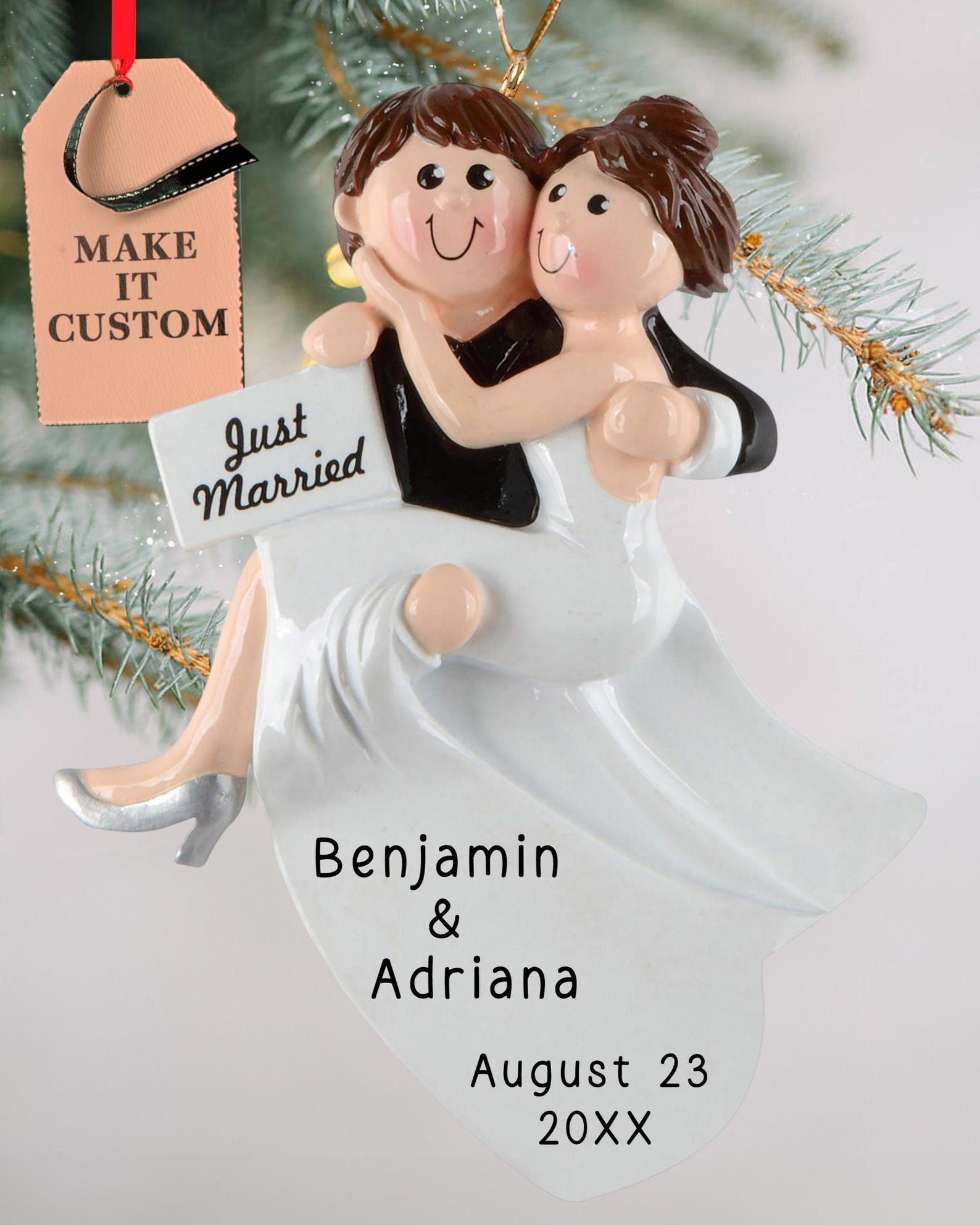 Just Married Ornament • Personalized Bride and Groom Present • Our First Christmas Ornament • Custom Gifts for Newly Weds