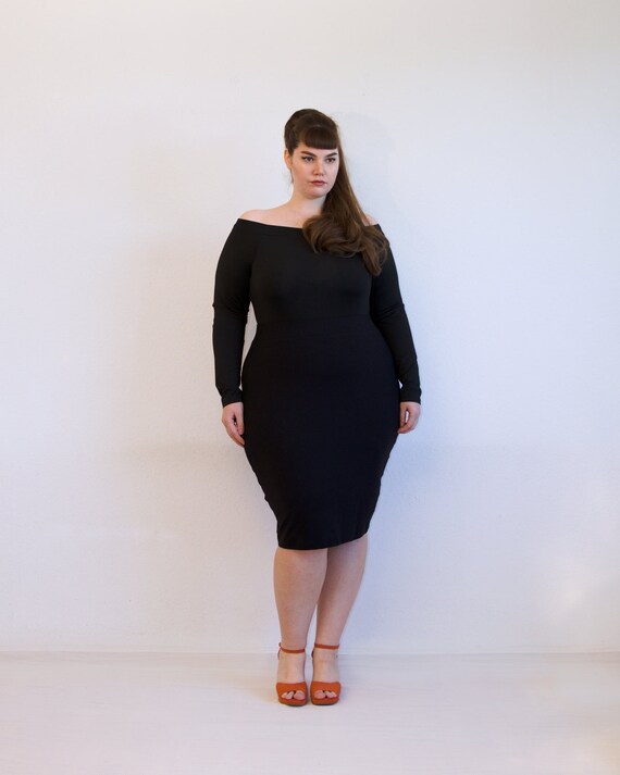 Plus size black bodycon skirt discount