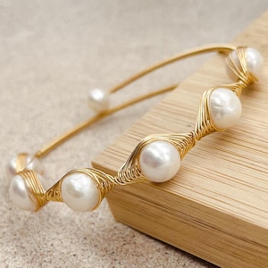 14K Gold Plated Adjustable Handmade Bracelet with White Pearl Beads, Beaded Bracelet