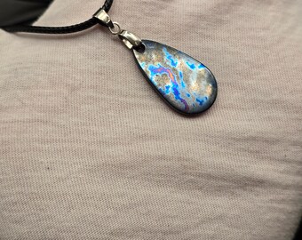 Zrti Teardrop Anhänger