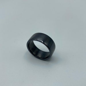 Sz.8 Schwarzer Titan Ring