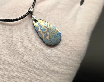 Zrti Teardrop Anhänger