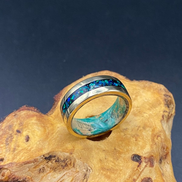 Sz.10 brass opal wood ring