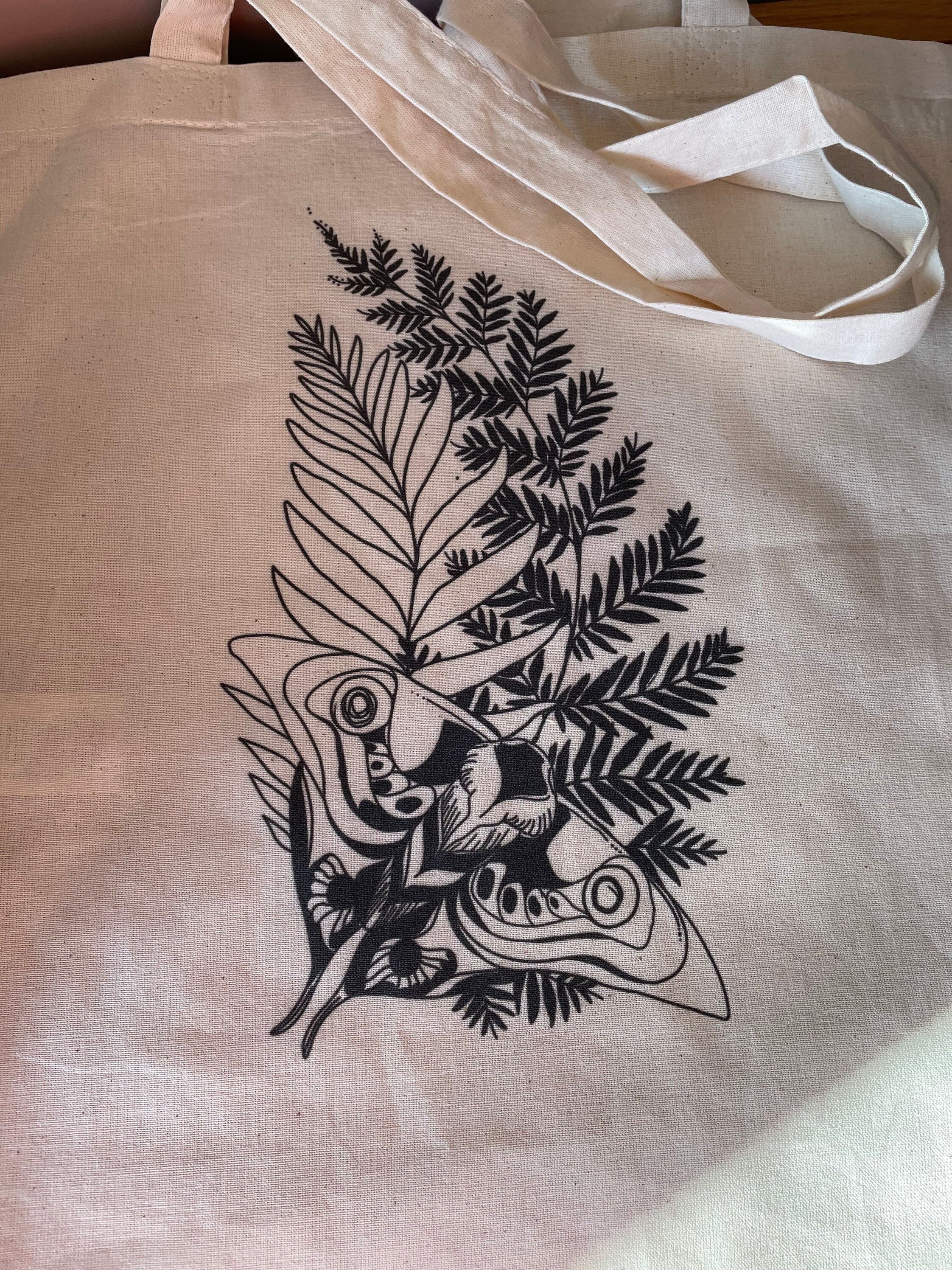 Discover The Last of Us Ellie tote bag