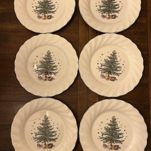 Nikko Happy Holidays Dinner Plates
