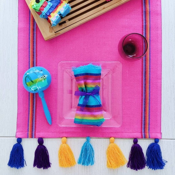 Lets Fiesta Quilted Table Runner GFTOQM4430