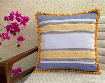 Mexican Handwoven pillow cover with cotton threads, Mexican throw pillow, Mexican style decorative, Mexican pillow, mexican embroidered