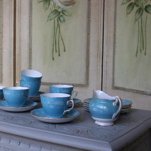 Colclough 1950&#39;s Vintage Tea Set in Blue Acorn Design