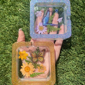 Resin Ashtray with Pressed Flowers and Butterfly, Flower Resin Ashtray, Ring Holder, Resin Bowl, Cute Jewelry Dish, Resin Tray, Jewelry Box