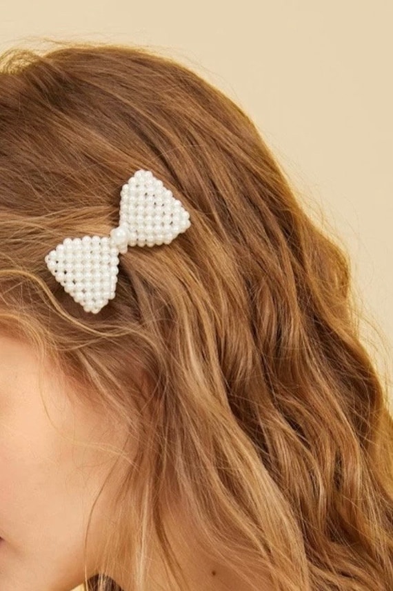 PrincessLifeJewelry Pearl Bow Hair Clip, Pearl Hair Accessory, Pearl Hair Clip, Flower Girls Hair Clip, Flower Girl Pearl Hair Accessory, Holiday Hair Clip