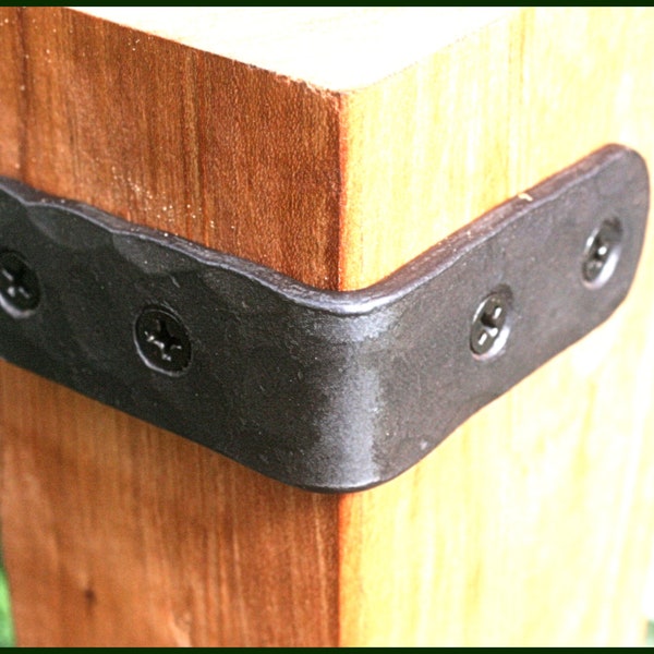 Hammered Corner Brace - L Bracket for outside corner