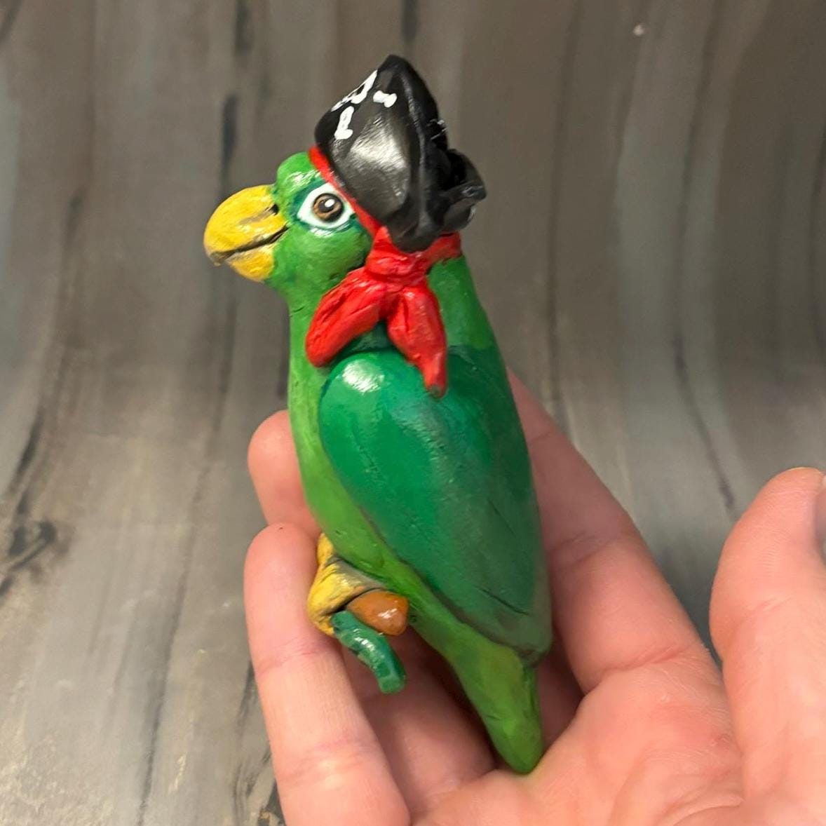 Forum Novelties Pirate Parrot Prop - Shoulder Mount For Costumes, Desk Decor, Party - View #2
