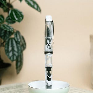 TIANZI T01 Piston-filling Fountain Pen in White