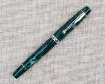 TIANZI Piston-Fill Fountain Pen in Dark Green