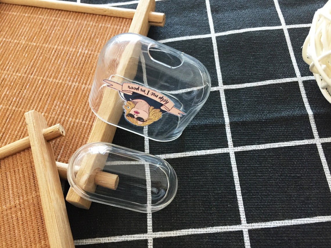 Aidez-moi je suis pauvre Memes Apple Airpod Airpods Case ...