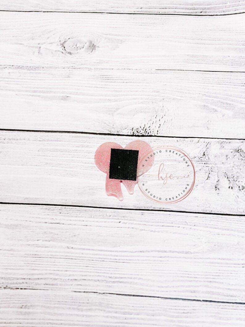 Perfect for Nurses /& Teachers Changeable Hardware Options Available Hope Heart Badge Reel