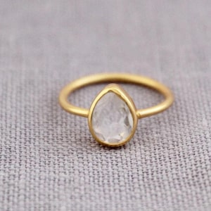 Rock Crystal Ring, Family birthstone Ring ,Gemstone Ring ,Ring for women, Gold Polish Ring, mothers gift ,Statement Ring, Dainty ring