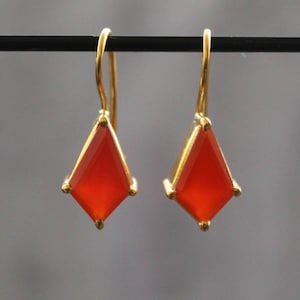 Carnelian Earrings, Carnelian Jewelry, handmade Birthstone Earrings, dainty earrings, Gold Stud Earrings, Bridesmaid Gift, gift for her