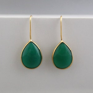 Green Onyx Earrings, green onyx gold plated Earrings, Earring Dangles, Gift For Her, Gemstone Earrings, Green onyx Earrings