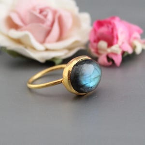 Labradorite Ring, Gold Labradorite Ring •Gemstone Ring •Birthstone Jewelry • Bezel Set Labradorite Ring •  Gold Ring for Her. Statement Ring