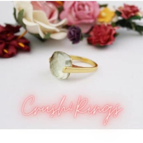 Orecchini in oro rosa con prasiolite taglio cuscino con contorno di diamanti, rodolite rosa, tormalina rosa e verde, peridoti | BONBON Orecchini in oro rosa con prasiolite taglio cuscino con contorno di diamanti, rodolite rosa, tormalina rosa e verde, peridoti | BONBON