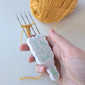 4-Needle I-Cord Tool – Latch Hook Needle – 4 Latch Hook Tool 9 mm Gauge – Four Hooks on One Side