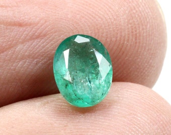 Top Quality Green Zambian Emerald Faceted Gemstone Oval Shape Emerald Loose Gemstone 1.20 Carat 8x6mm Ring Size Emerald Gemstone