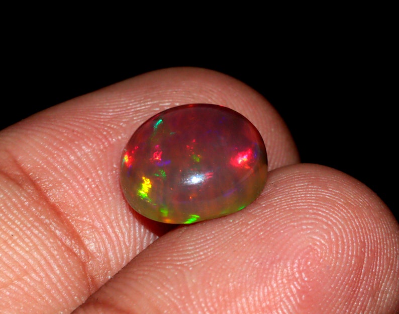 AAA+ Grade Quality Opal Cabochon Gemstone 4.10 Carat Multi fire Opal Round Shape Gemstone Natural Opal Ring Size Gemstone 11x5 mm