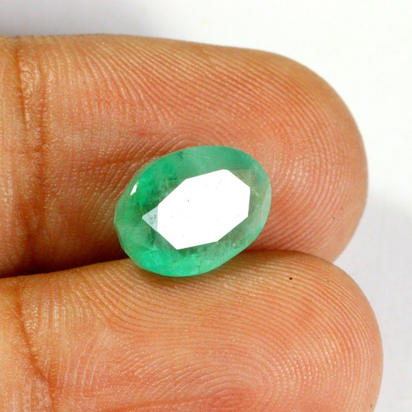 Natural Emerald Faceted Gemstone 4.10 Ct. Oval Shape Emerald Gemstone Ring Size Zambian Emerald Loose Gemstone 11x8x6 mm