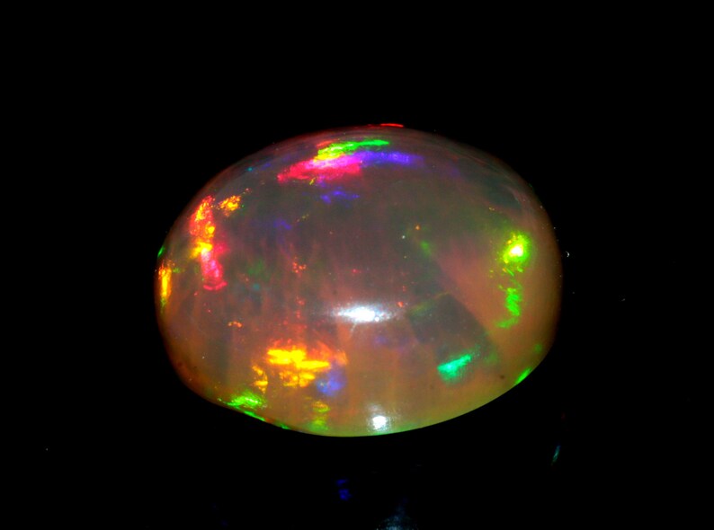 AAA+ Grade Quality Opal Cabochon Gemstone 4.10 Carat Multi fire Opal Round Shape Gemstone Natural Opal Ring Size Gemstone 11x5 mm