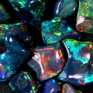Natuurlijke Ethiopische opaal edelsteen van AAA-kwaliteit, gepolijste zwarte opaal, ruw voor het maken van sieraden