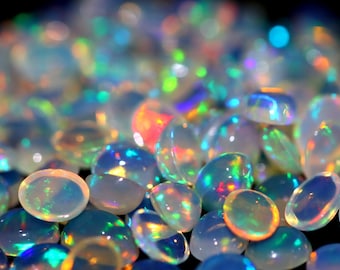Ethiopische opaalcabochon: natuurlijke ovale edelsteen voor het maken van sieraden (5 x 4 mm)