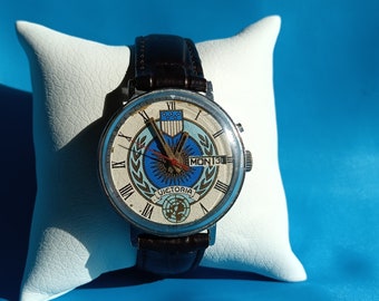 Vintage men mechanical Watch SLAVA Victoria (Operation Desert Storm) 2428  Calendar days of week 26 jewels (Moskow 1991-92)