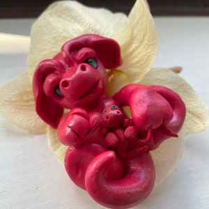 Collectable clay Welsh  dragon sculpture figurine - Ceri